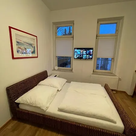 Апартаменты Santa Cruz Fewo Stilvolle In City Nahe !